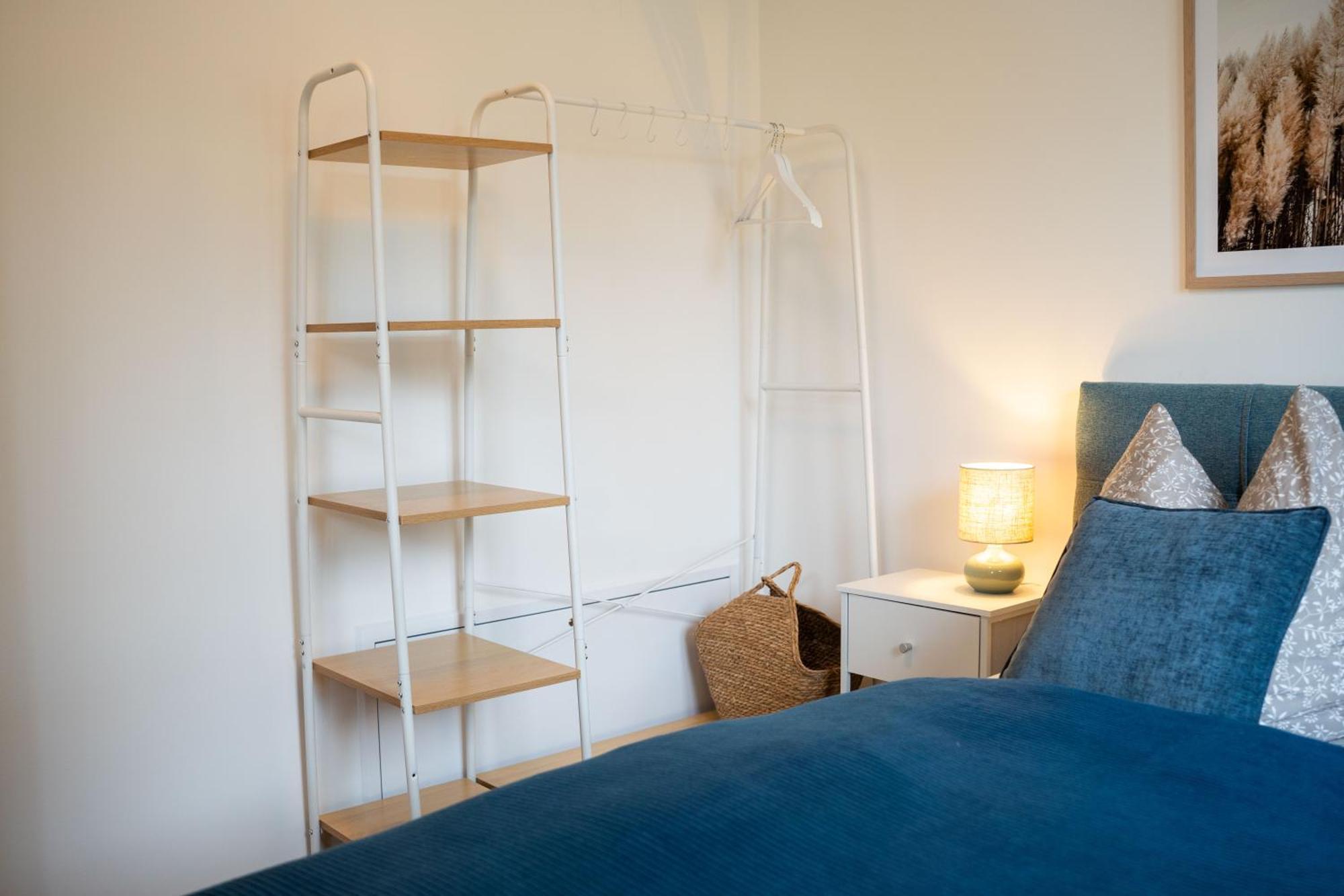 Moebliertes Wohnen - Nina Apartamento Rostock Exterior foto